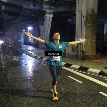 Runner Photo 7916774