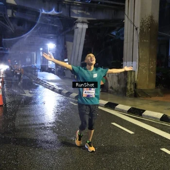 Runner Photo 7916780