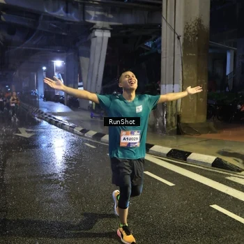Runner Photo 7916787
