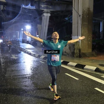 Runner Photo 7916795