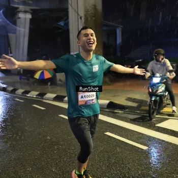 Runner Photo 7916807
