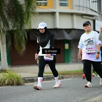 Runner Photo 7916810