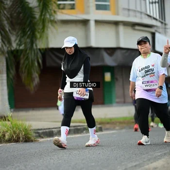 Runner Photo 7916813