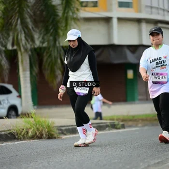 Runner Photo 7916816