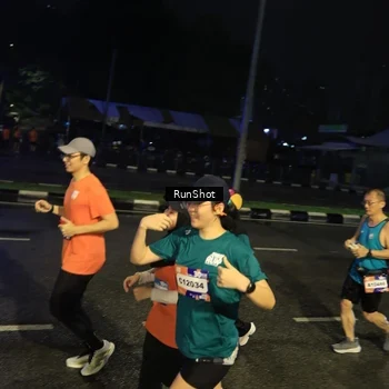 Runner Photo 7916838
