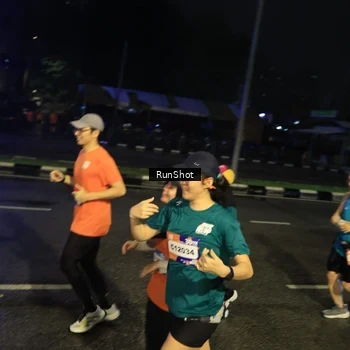 Runner Photo 7916858