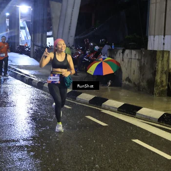 Runner Photo 7916866