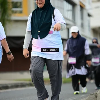 Runner Photo 7916879