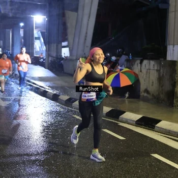 Runner Photo 7916891
