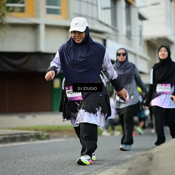 Runner Photo 7916894