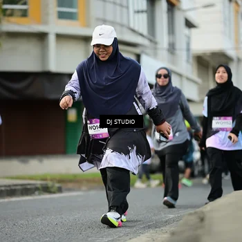 Runner Photo 7916897