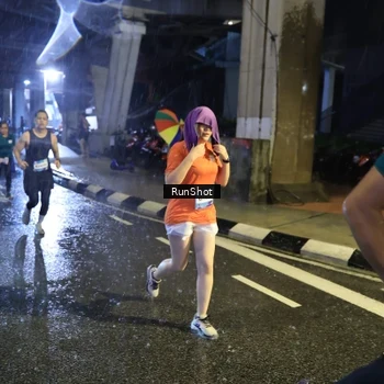 Runner Photo 7916903