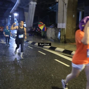 Runner Photo 7916921
