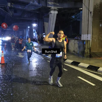 Runner Photo 7916951