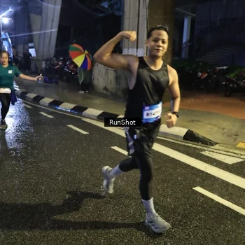 Runner Photo 7916967
