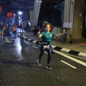 Runner Photo 7916993