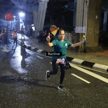 Runner Photo 7917001