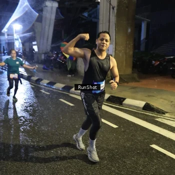 Runner Photo 7917007
