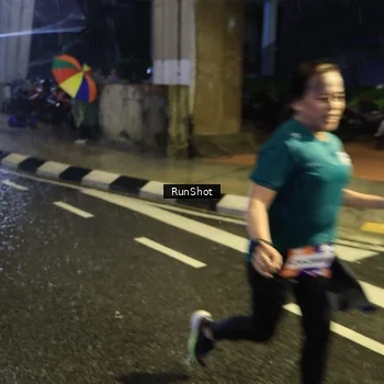 Runner Photo 7917020