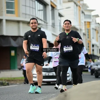 Runner Photo 7917043
