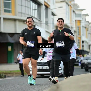 Runner Photo 7917051