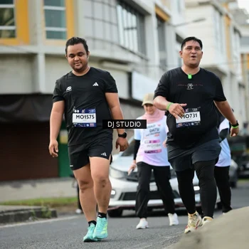 Runner Photo 7917056