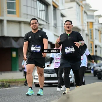 Runner Photo 7917060