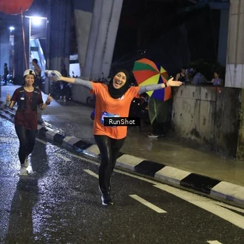 Runner Photo 7917071