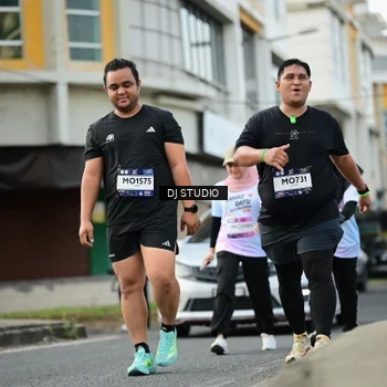Runner Photo 7917072