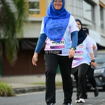 Runner Photo 7917082