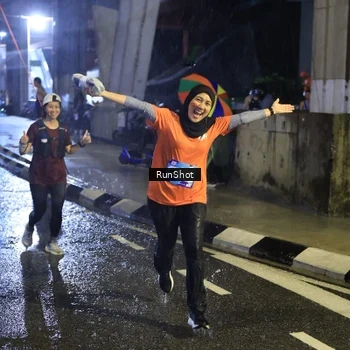 Runner Photo 7917088