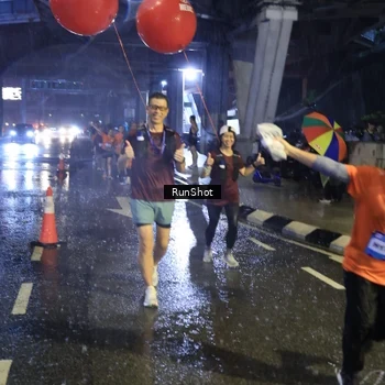 Runner Photo 7917116