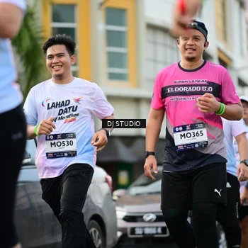 Runner Photo 7917137