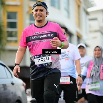 Runner Photo 7917139