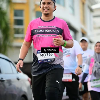 Runner Photo 7917148