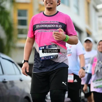 Runner Photo 7917152