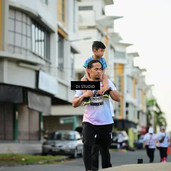 Runner Photo 7917213