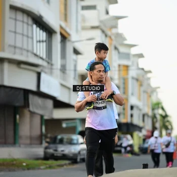 Runner Photo 7917216