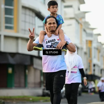 Runner Photo 7917220
