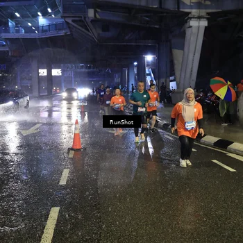 Runner Photo 7917221