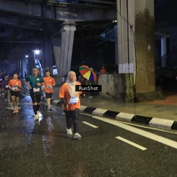 Runner Photo 7917230