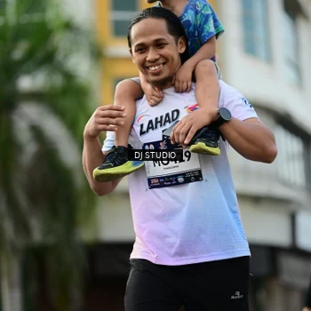 Runner Photo 7917249