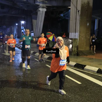 Runner Photo 7917257