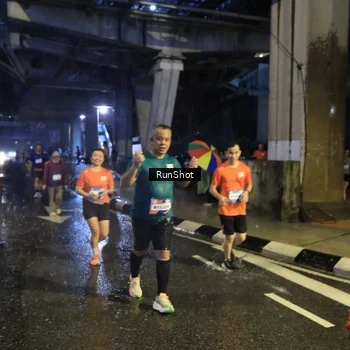 Runner Photo 7917277