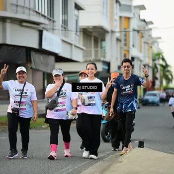 Runner Photo 7917284