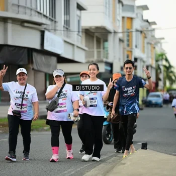 Runner Photo 7917286