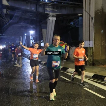 Runner Photo 7917289