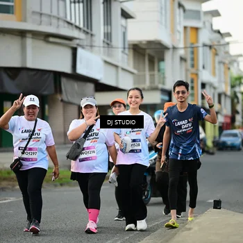 Runner Photo 7917297