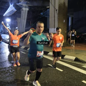 Runner Photo 7917302
