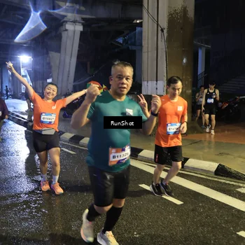 Runner Photo 7917305